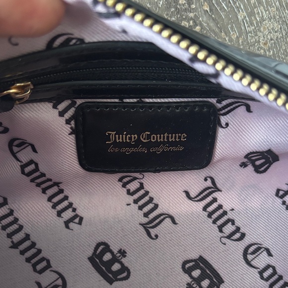 Juicy Couture Black Baguette Barrel Bag Gold Chain Heart Charm Y2K Glam NWT - Picture 9 of 10
